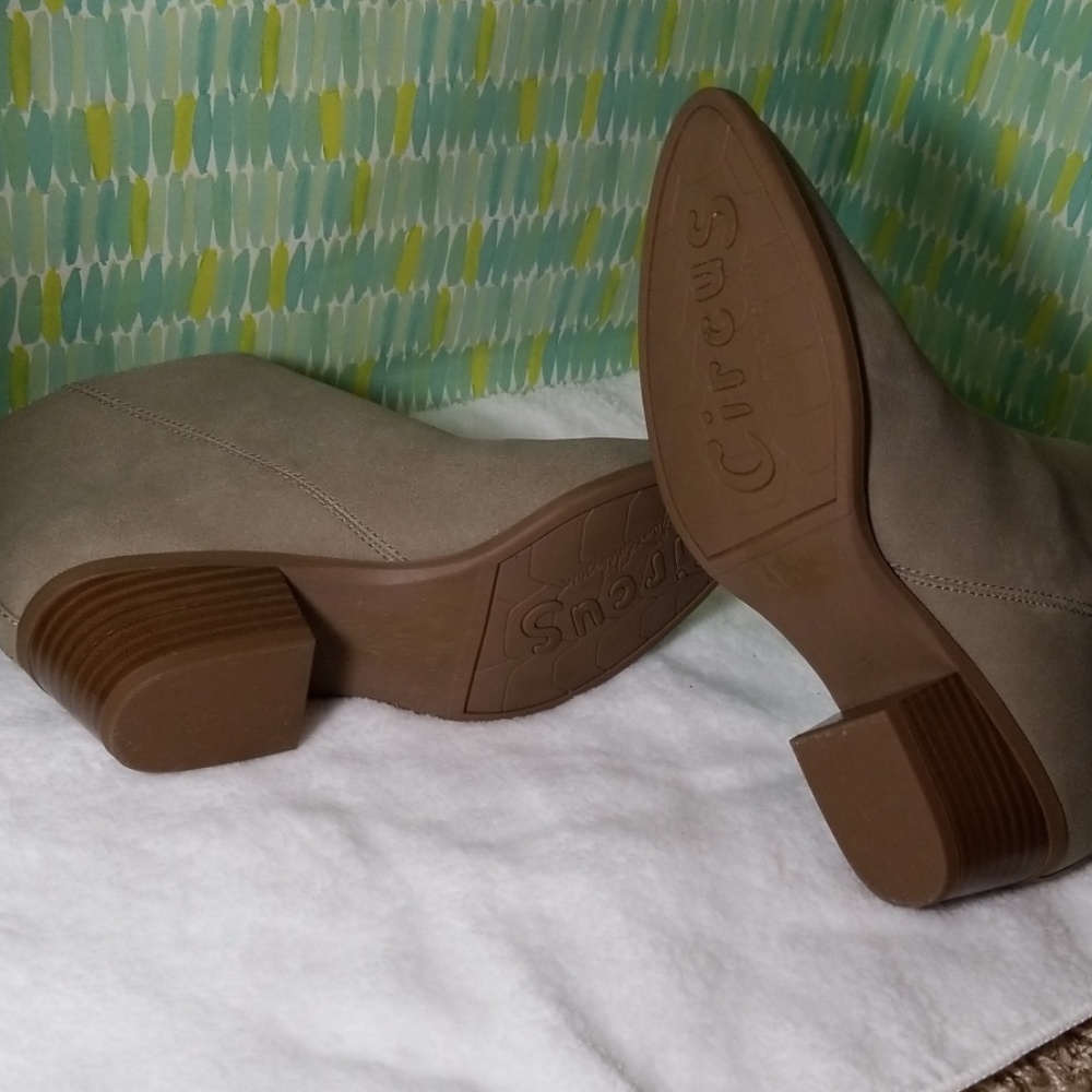Circus By Sam Edelman Heidi Ankle Bootie - Picture 6 of 8